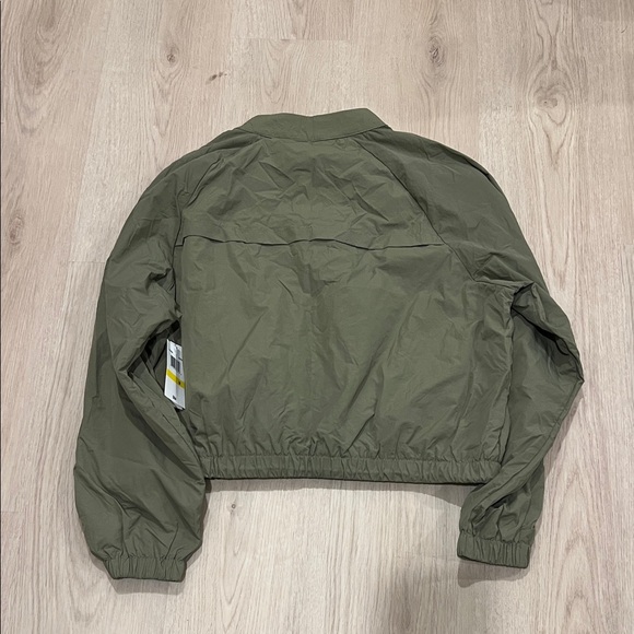 NWT Self Esteem Size Medium Olive Green Zip-Up Jacket - Picture 7 of 7